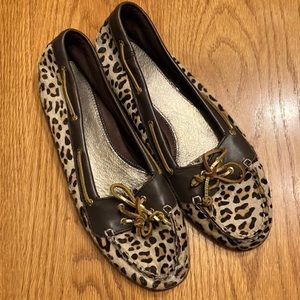 EUC Sz 11 Sperry faux cheetah leather flat loafers
